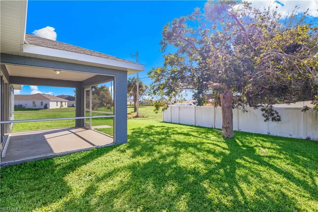 CAPE CORAL - Residential