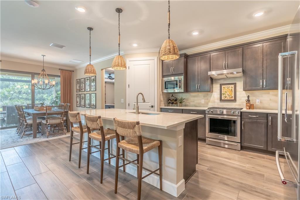 6870 Winding Cypress DR