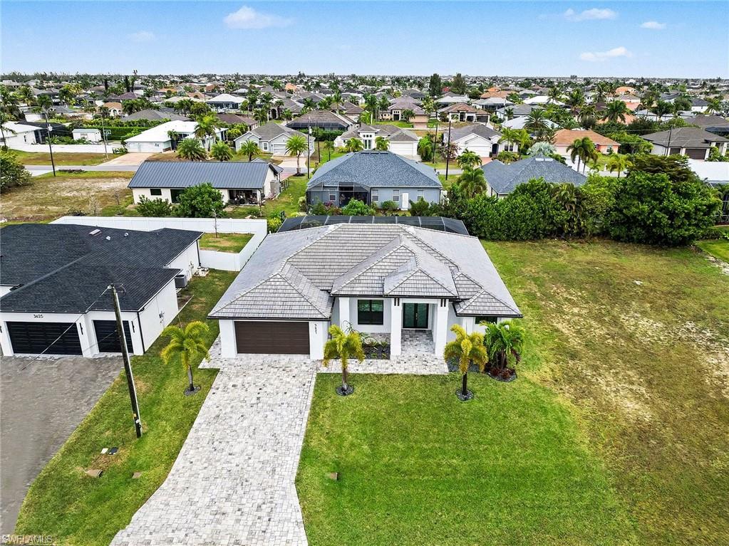 CAPE CORAL - Residential