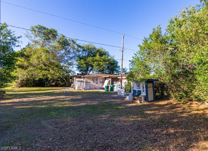 NAPLES VILLAS - Residential Lease