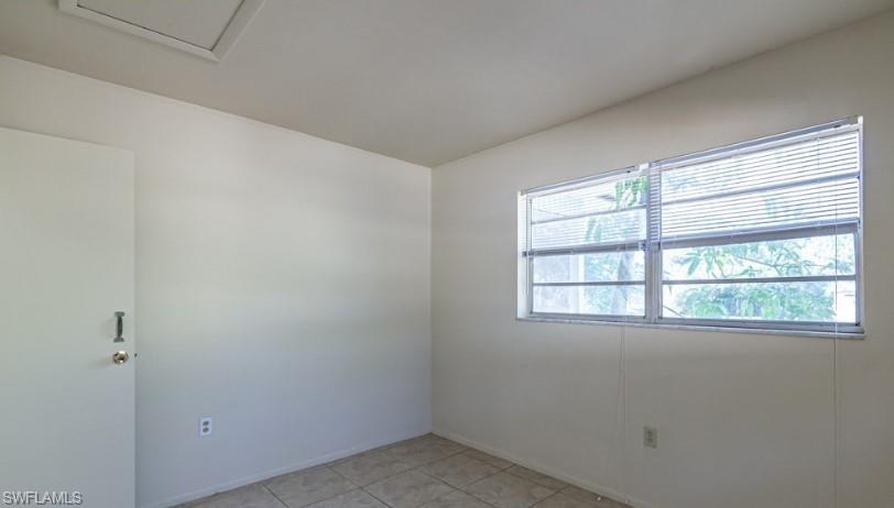 NAPLES VILLAS - Residential Lease