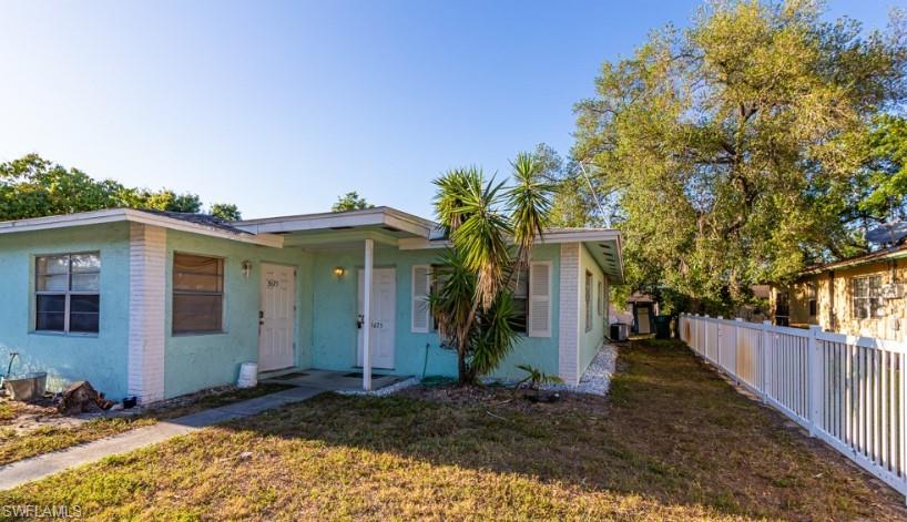 NAPLES VILLAS - Residential Lease