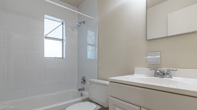 NAPLES VILLAS - Residential Lease