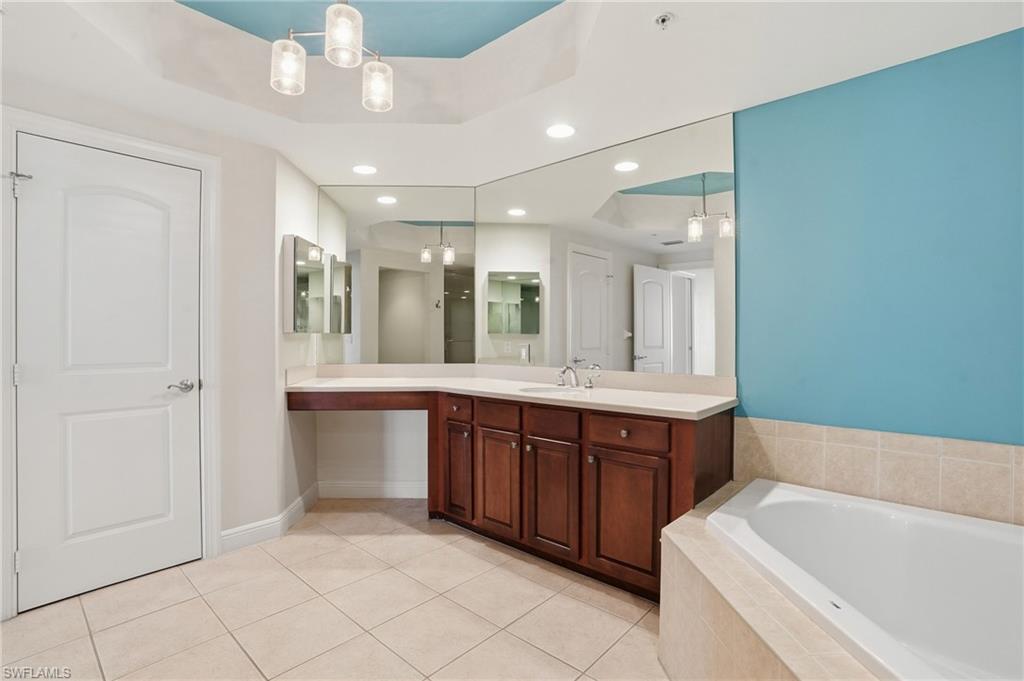 HIGH POINT PLACE - Residential