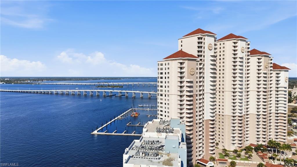 HIGH POINT PLACE - Residential