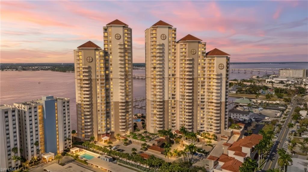 HIGH POINT PLACE - Residential