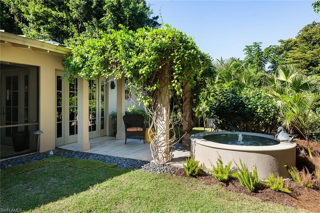 ESTATES AT GREY OAKS - Residential