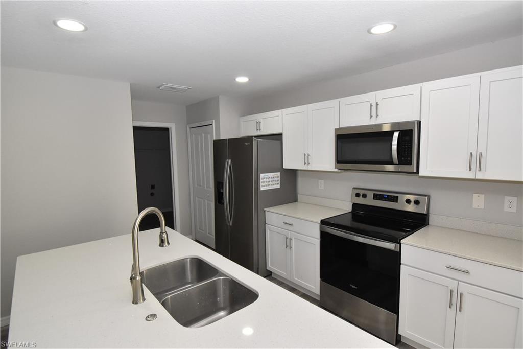 NORTH PORT - Residential Lease