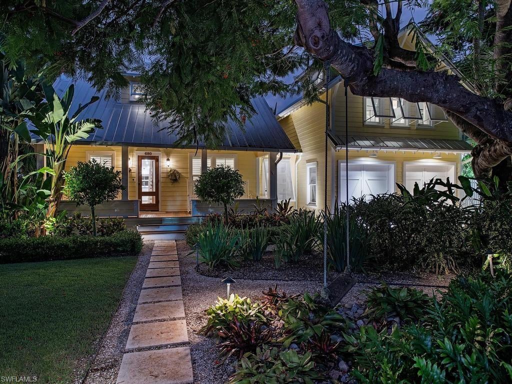 Photo of 680 8th AVE S, NAPLES, FL 34102 (MLS # 226032348)