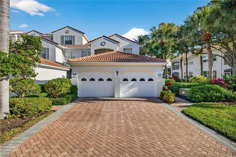 8315 Excalibur CIR P11 NAPLES FL 34108