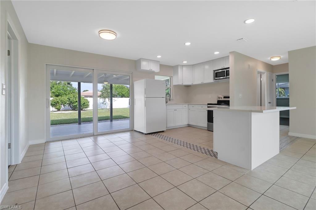 GOLDEN GATE CITY - Residential