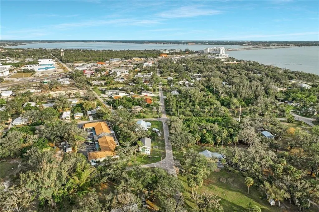 Punta Gorda, Florida 33980, United States, ,Commercial,Active,4229