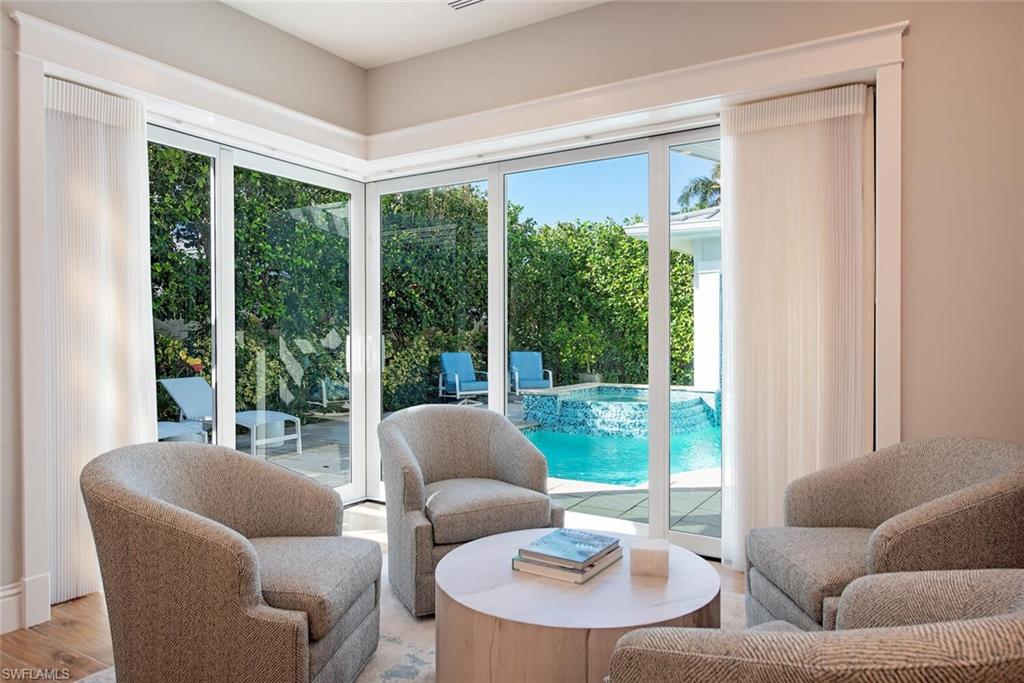 OLDE NAPLES - Residential