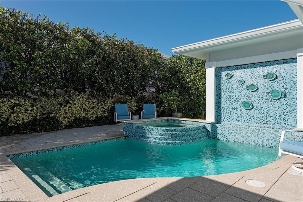 OLDE NAPLES - Residential