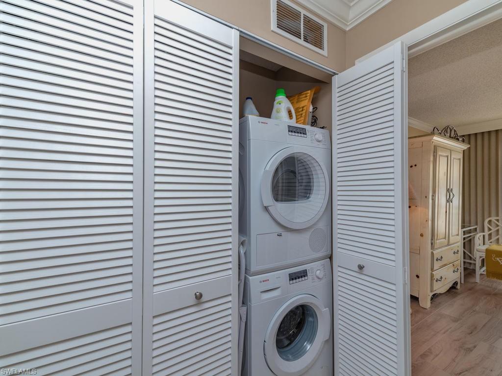 VILLE DE MARCO - Residential