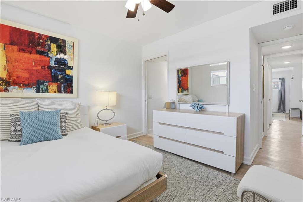 MARINA MANOR - Residential