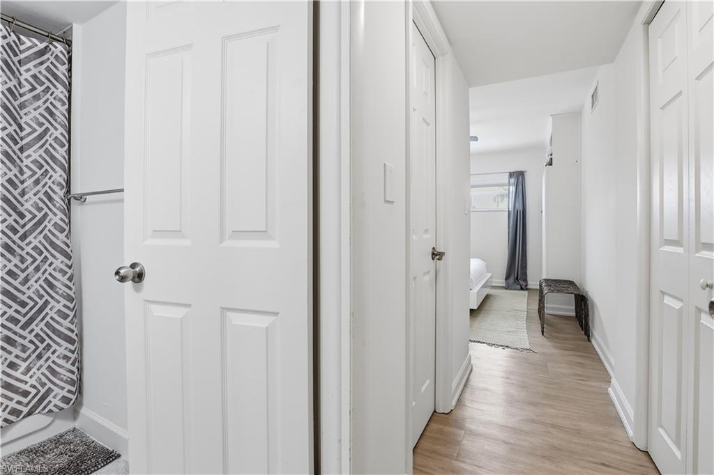 MARINA MANOR - Residential