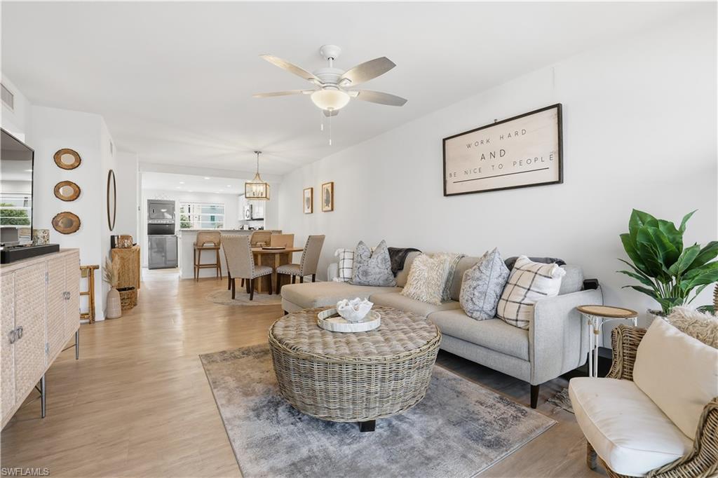 MARINA MANOR - Residential