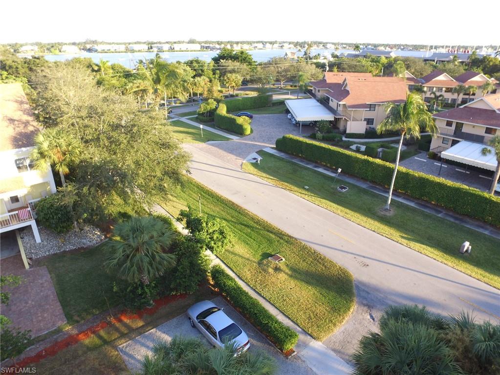 OLDE NAPLES - Commercial Sale