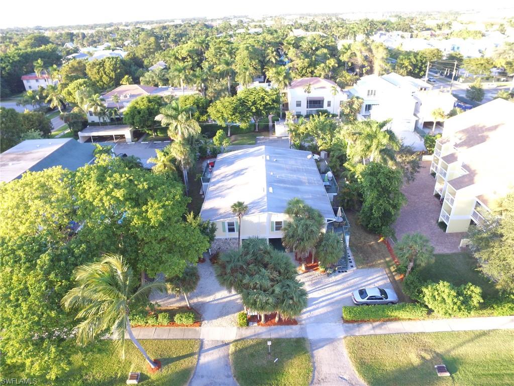 OLDE NAPLES - Commercial Sale