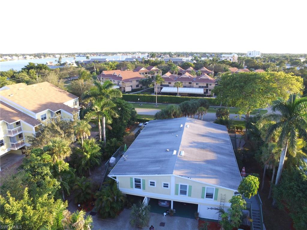 OLDE NAPLES - Commercial Sale