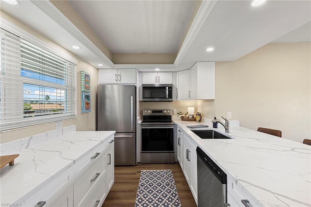 SANDS OF MARCO - Residential