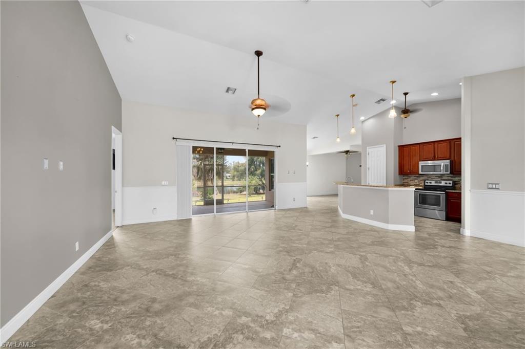 CAPE CORAL - Residential Lease