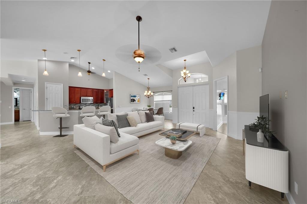 CAPE CORAL - Residential Lease