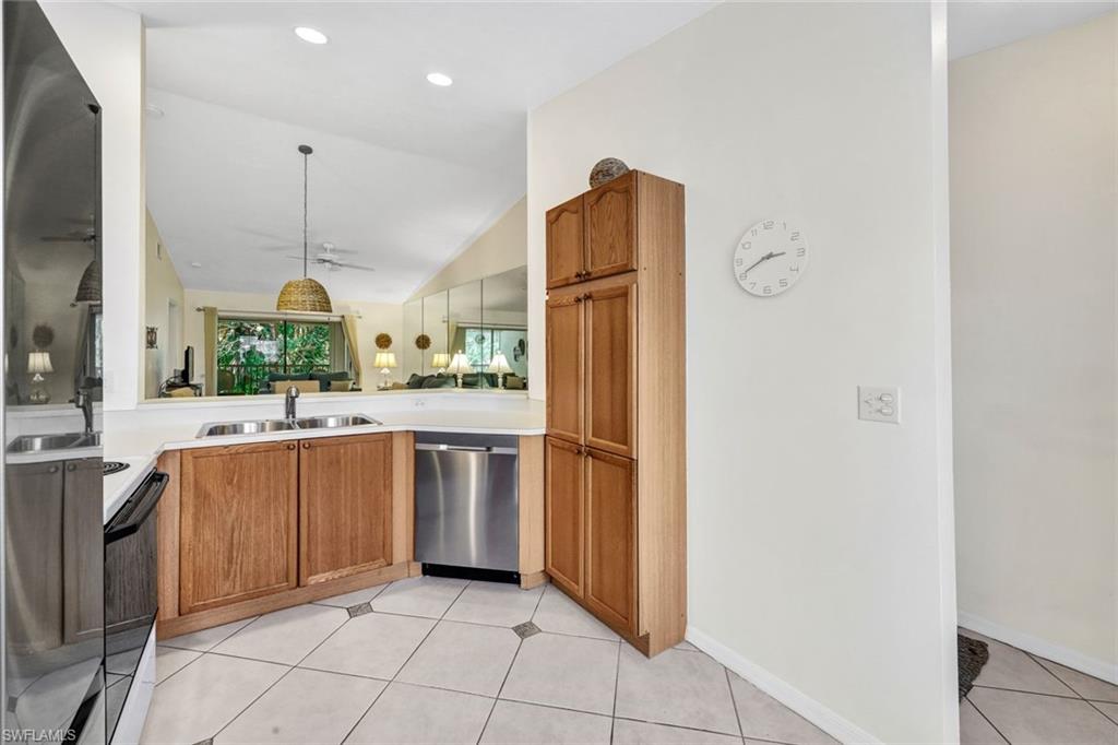 PINE HAVEN CONDO - Residential