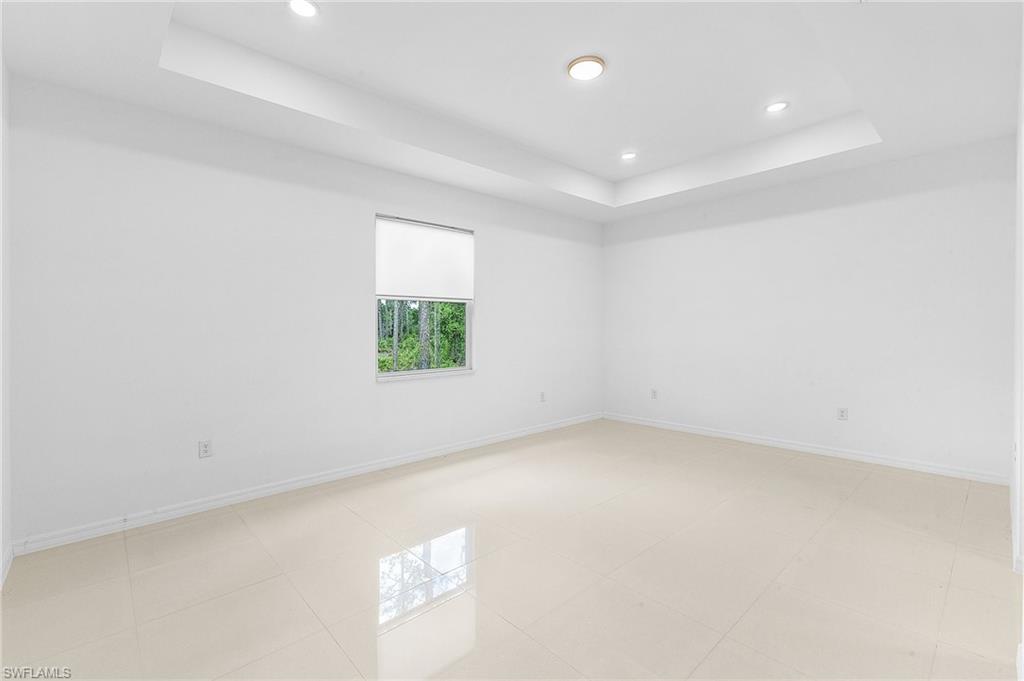 EAST RICHMOND - Residential Lease