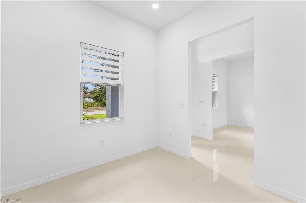 EAST RICHMOND - Residential Lease