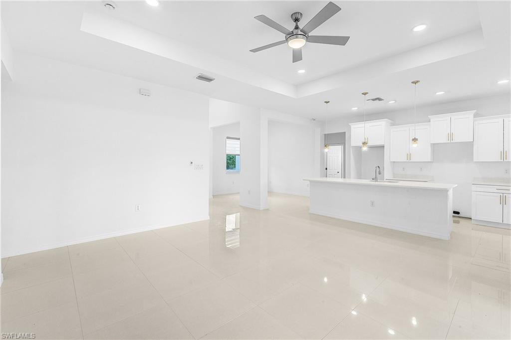 EAST RICHMOND - Residential Lease