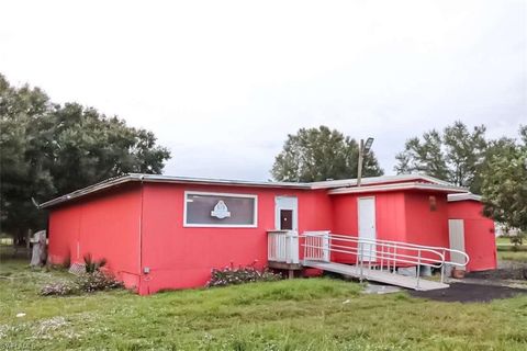 A home in CLEWISTON