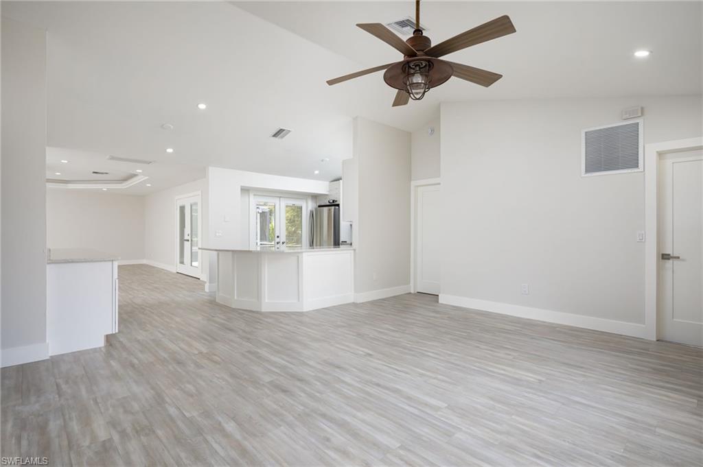 GOLDEN GATE ESTATES - Residential