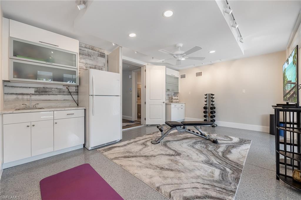 TIDEWATER ISLAND - Residential