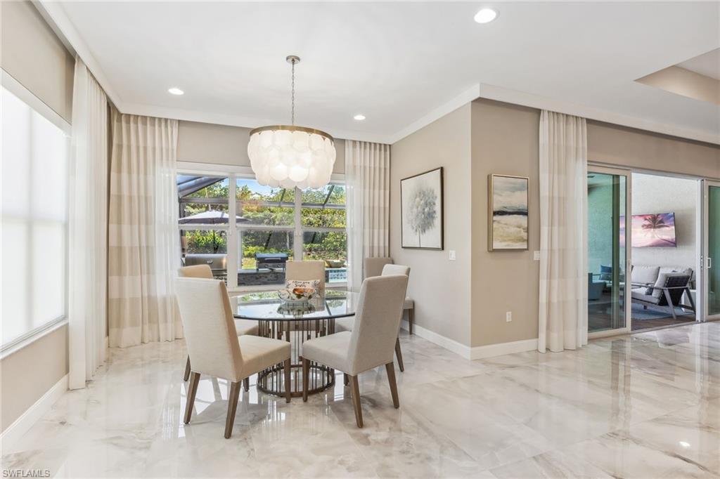 VALENCIA TRAILS - Residential