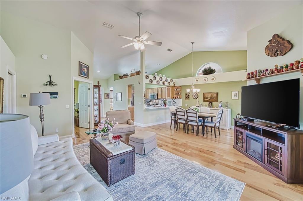 KELLY GREENS - Residential