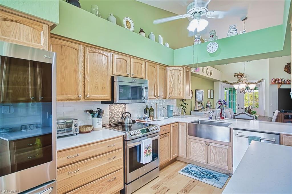 KELLY GREENS - Residential