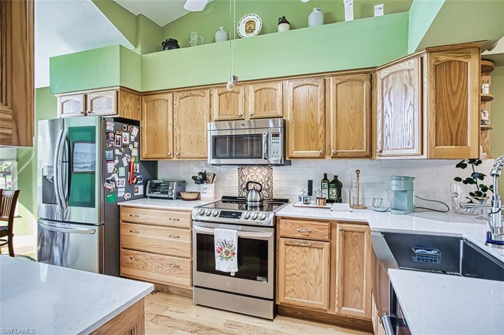 KELLY GREENS - Residential