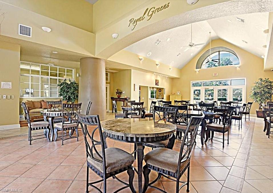 ROYAL GREENS - Residential