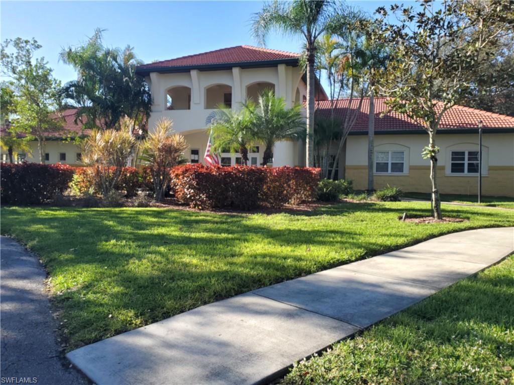 ROYAL GREENS - Residential