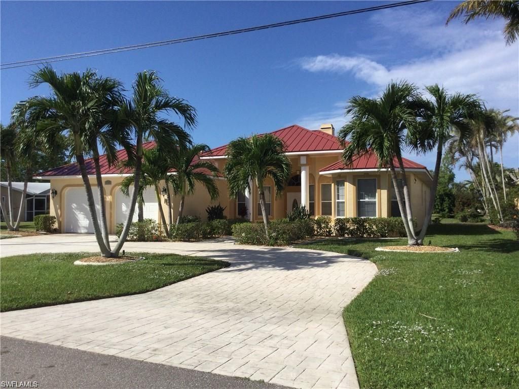 Photo of 3730 SE 18th PL, CAPE CORAL, FL 33904 (MLS # 225084094)