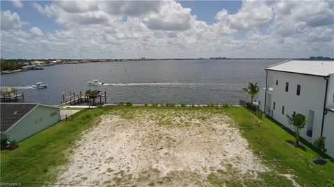 5827 SW 1st AVE CAPE CORAL FL 33914