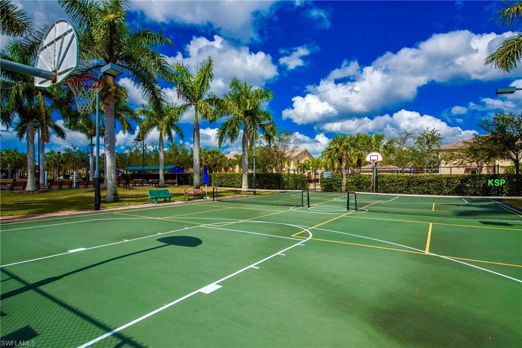 VILLAGE WALK OF BONITA SPRINGS - Residential