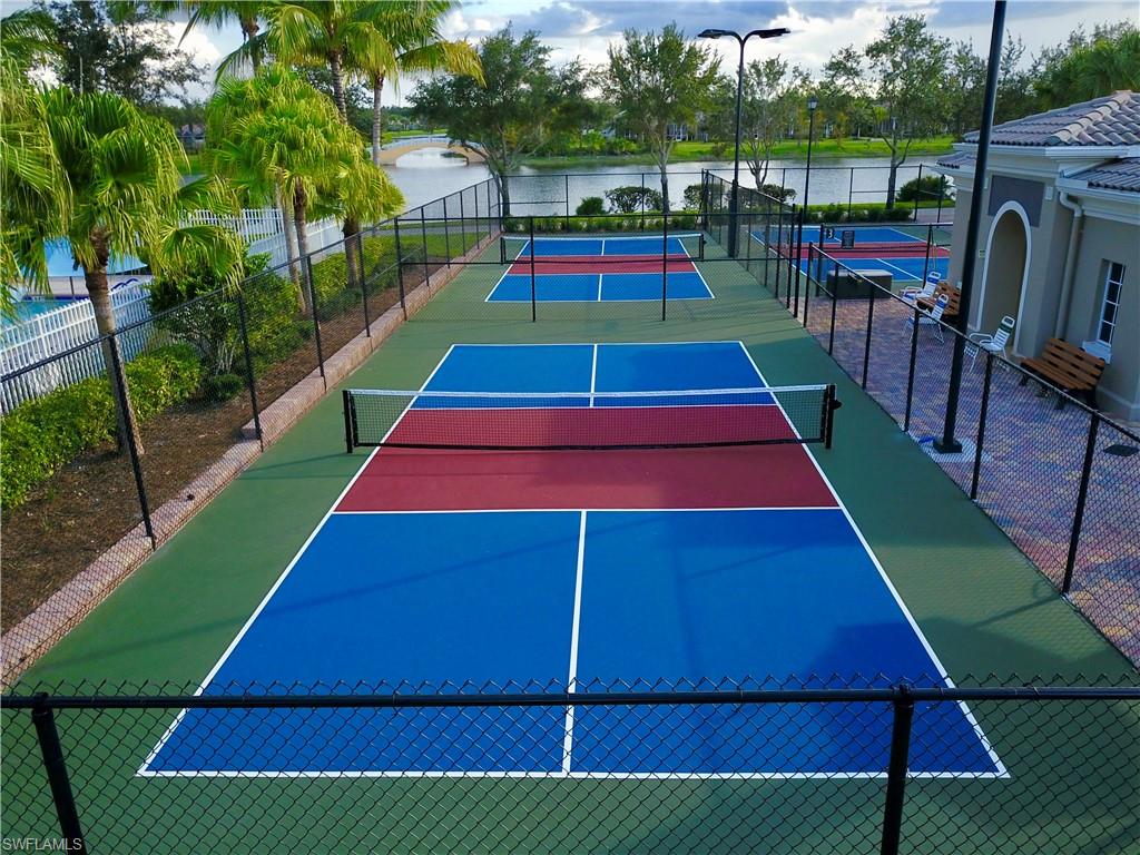 VILLAGE WALK OF BONITA SPRINGS - Residential