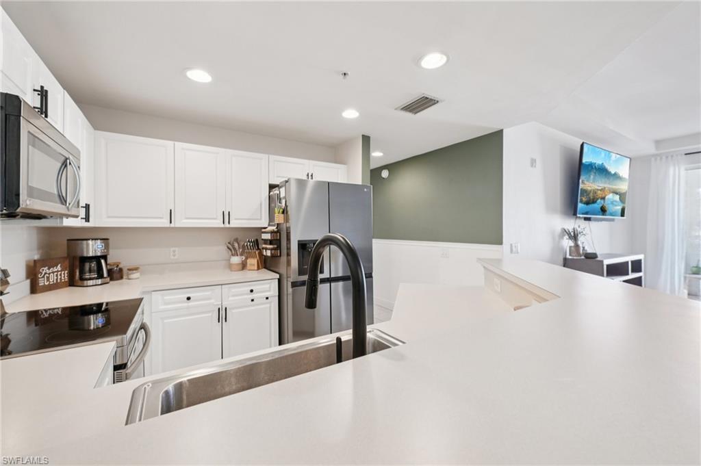 ISLES OF PORTO VISTA - Residential