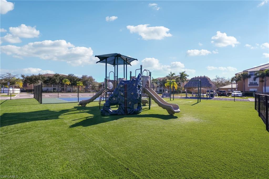 ISLES OF PORTO VISTA - Residential