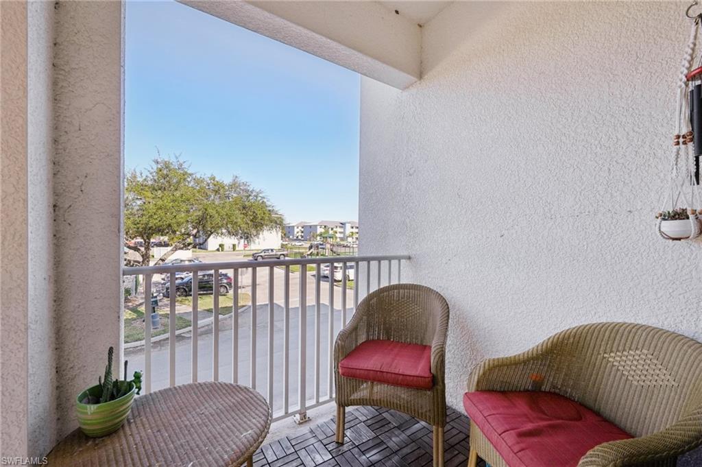 ISLES OF PORTO VISTA - Residential