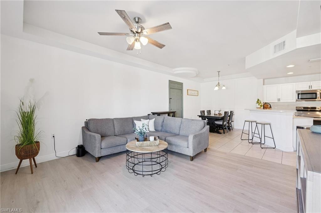 ISLES OF PORTO VISTA - Residential