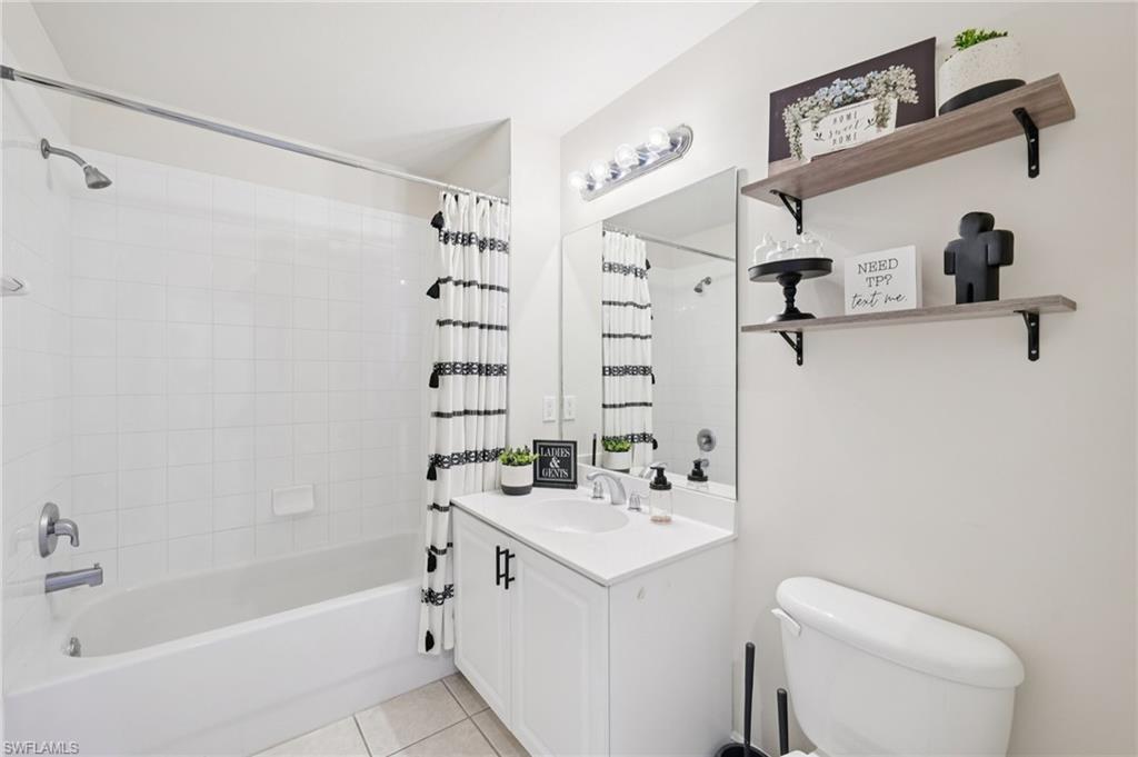 ISLES OF PORTO VISTA - Residential